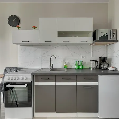 Mostek 246 - Grey & Flowers By Grand Appartement Gdańsk
